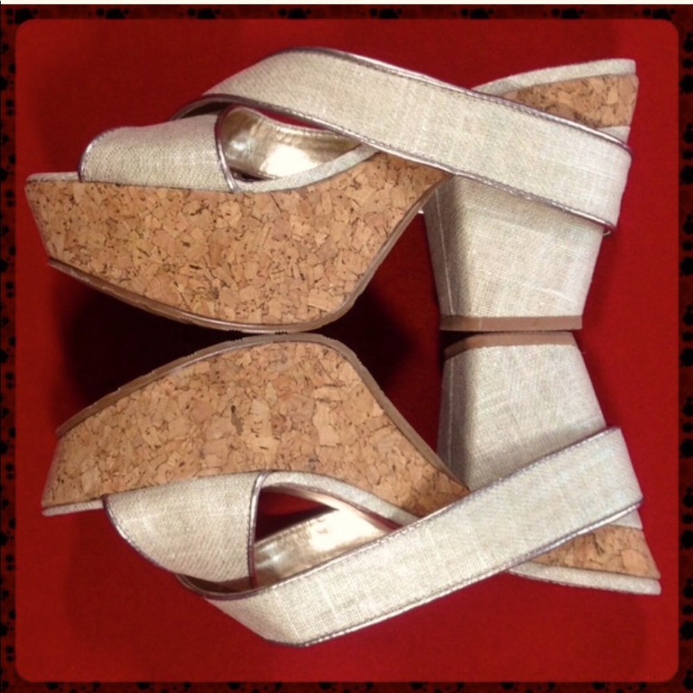 COCONUTS  LOTUS SANDALS  7M NIB NWT